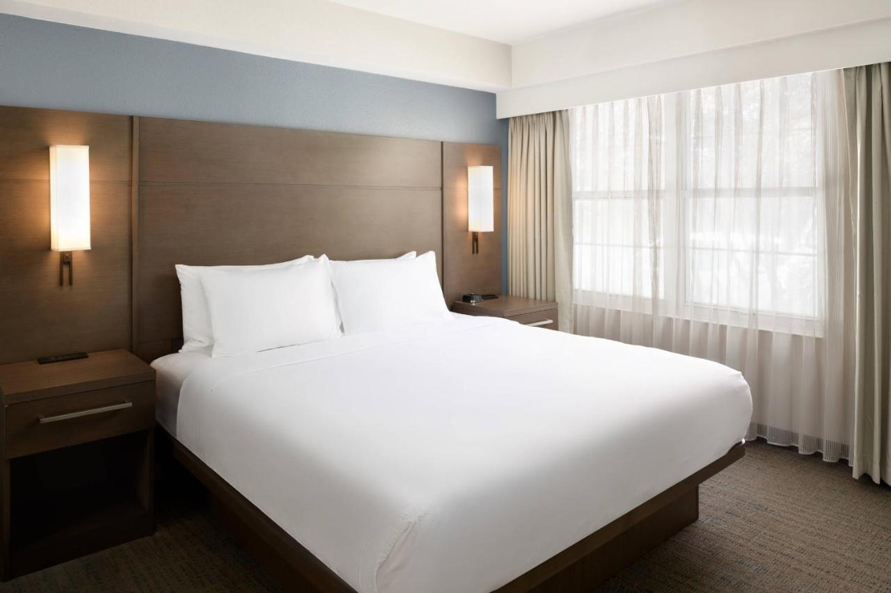 Residence Inn Pleasanton Hotel